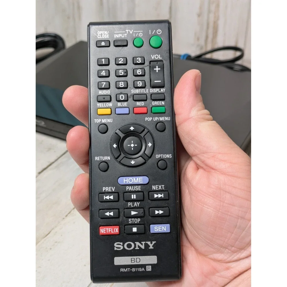 SONY BDP-S3100 BLU-RAY DISC/DVD PLAYER w/OEM Sony Remote + HDMI Cable